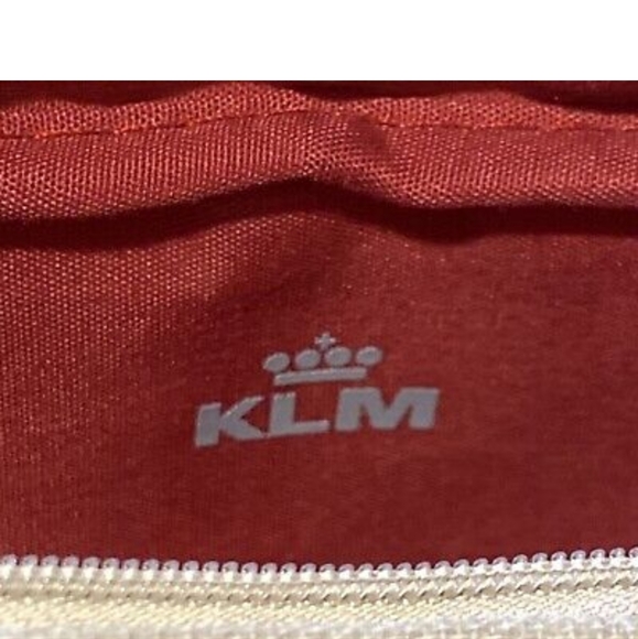 KLM Airline Jantaminiau Travel Bag Kit Tan Red Blue Striped Designer Clutch - Picture 4 of 6
